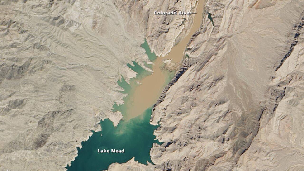How sediment accumulation has been affecting the Lake Mead