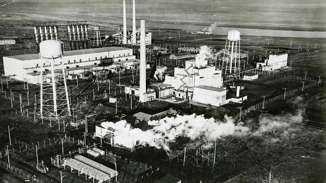 US buried 56 million gallons of highly radioactive waste during Cold War, now experts will use it to make 4.2 metric tons of glass daily