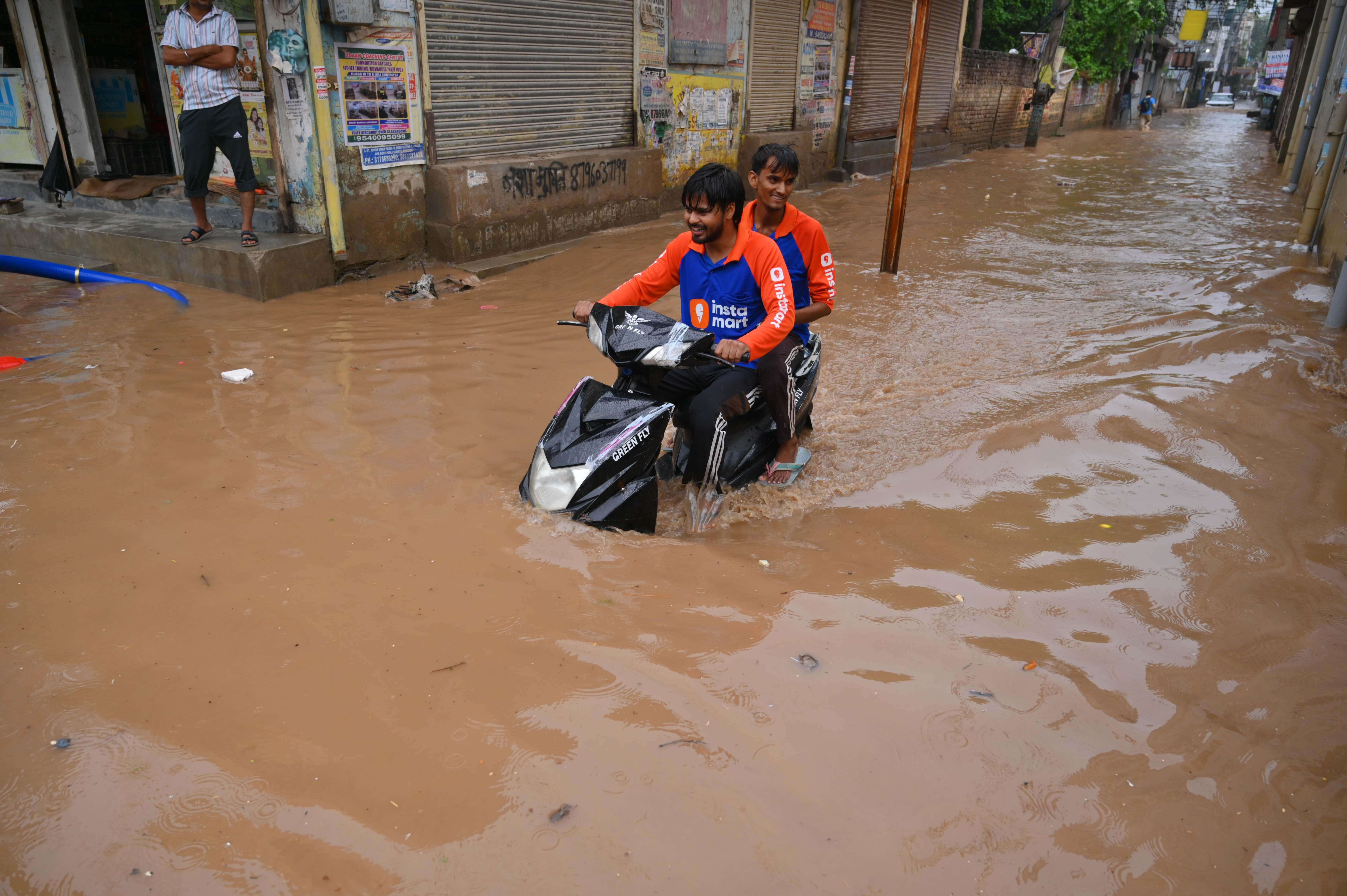 WATERLOGGING-1.jpg