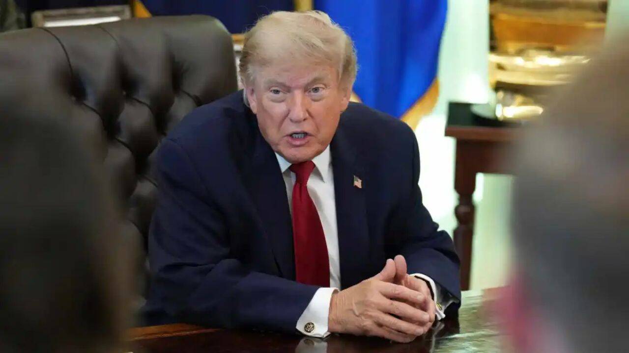 Trump signs new executive orders on birthright citizenship despite court setback