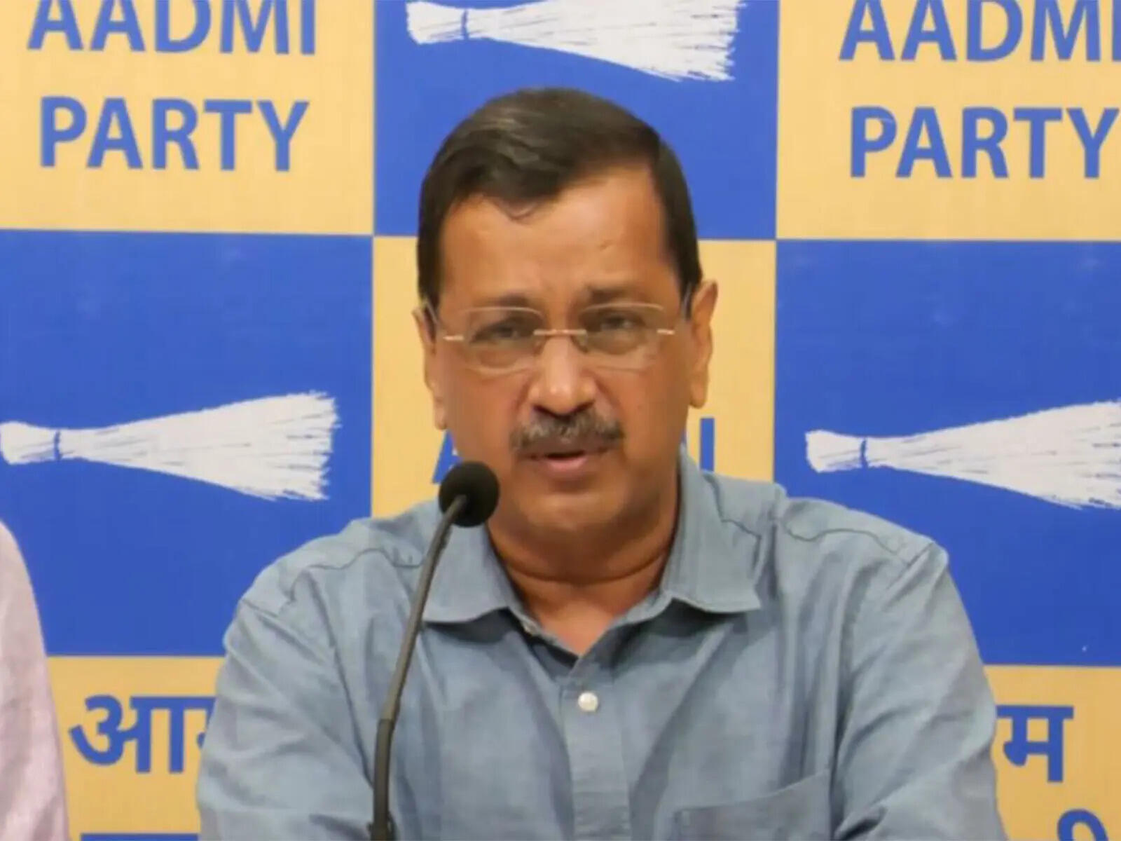 ‘Stop buying petrol, diesel vehicles until govt clarifies stand’: Arvind Kejriwal over E20 fuel concerns