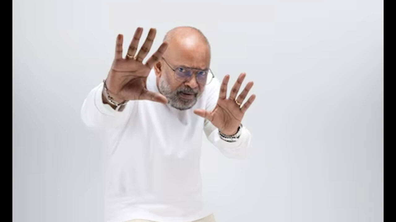 Venkat Prabhu shares emotional gratitude note; vows more fresh stories