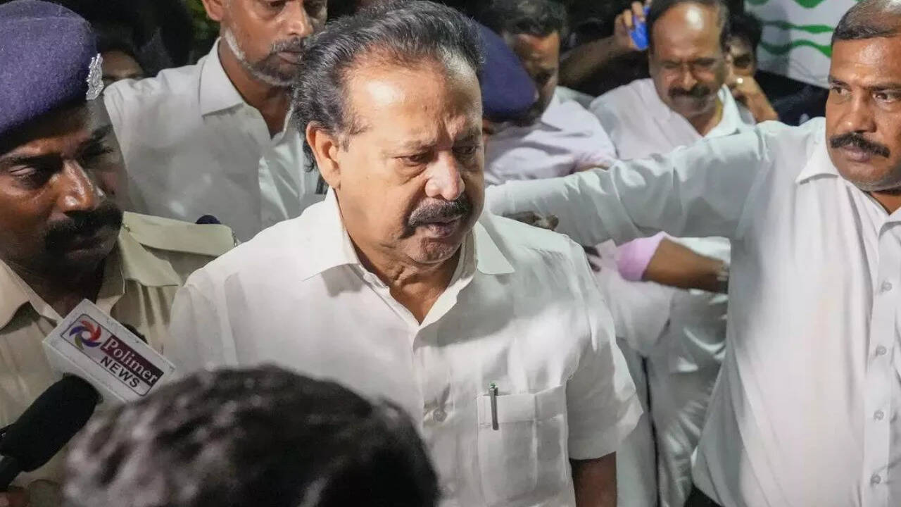 Tamil Nadu court recalls NBW against DMK leader Ponmudi in hate speech case