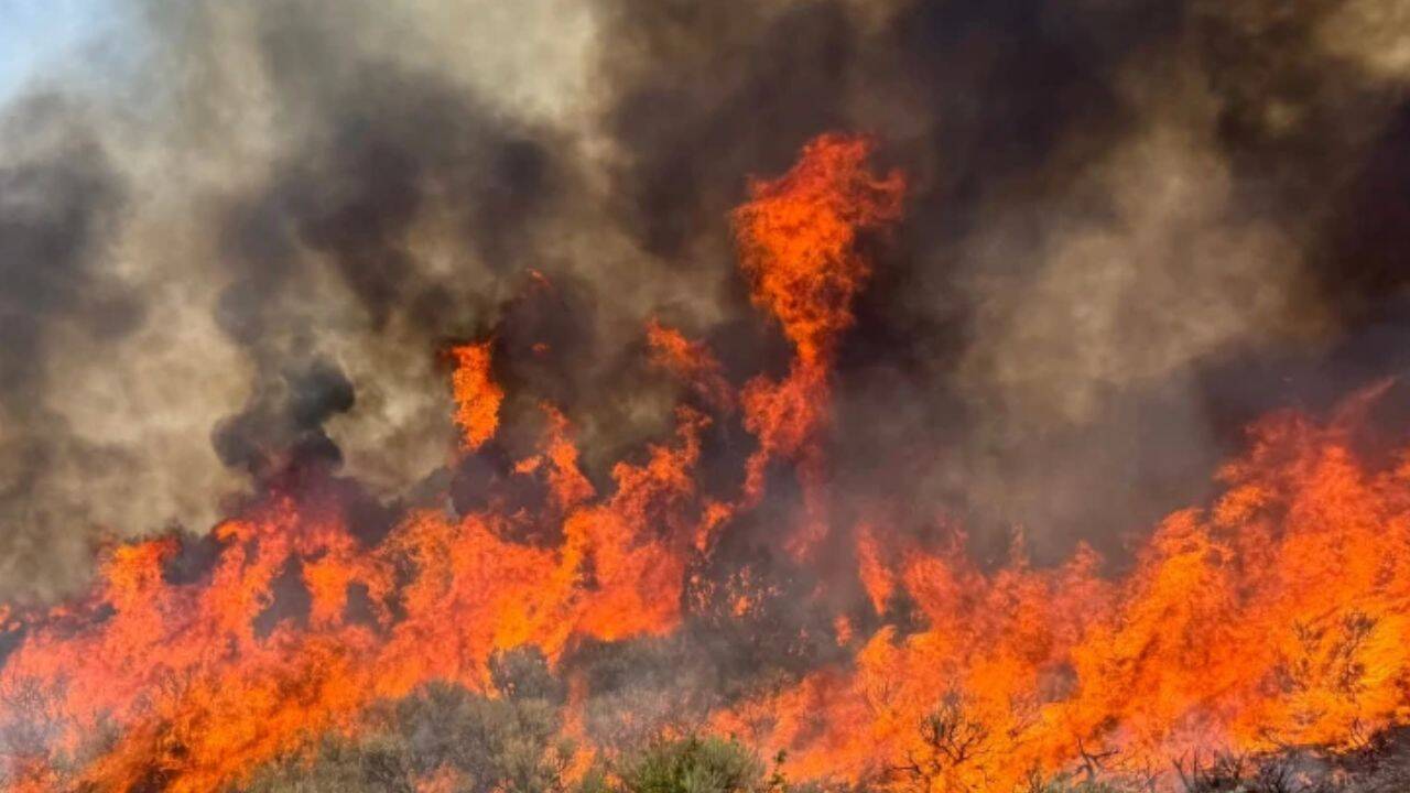 Utah wildfire: Helicopter with 2 onboard crashes while fighting massive blaze