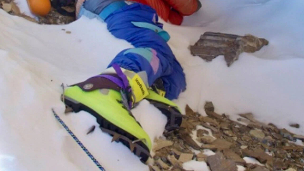 India to recover 'Green Boots' climber's body from Everest after 30 years: Report