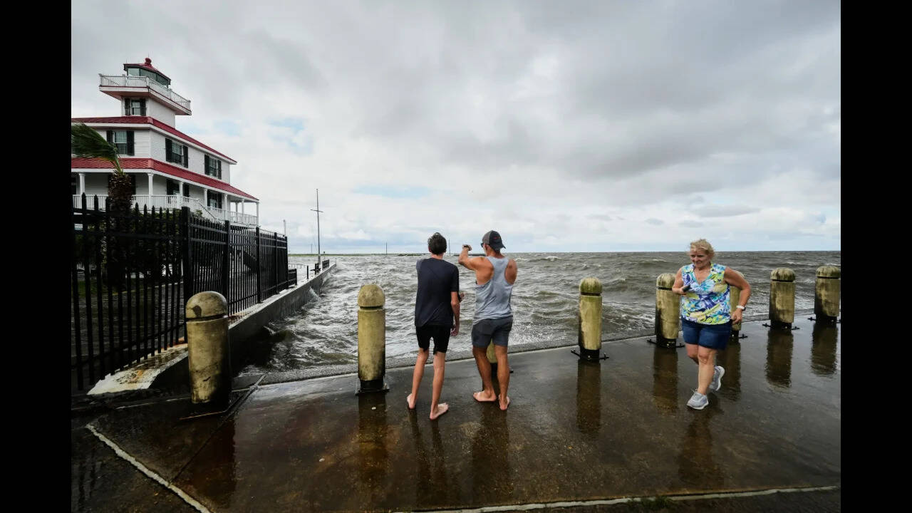 Flesh-eating bacteria kill 5 in Louisiana, health officials warn beachgoers as all cases are linked to seawater