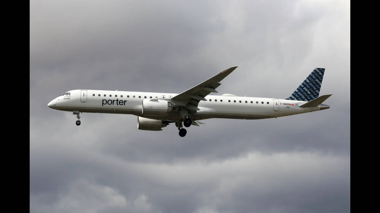 Flight to Toronto canceled as child refuses seatbelt, stands on seat; passengers stranded for 24 hours: 'Parents should be fined'