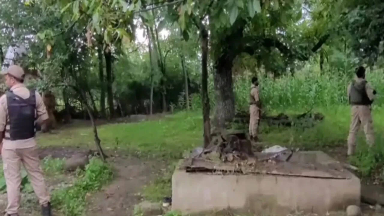 Police search 26 locations tied to banned Jamaat-e-Islami J&K