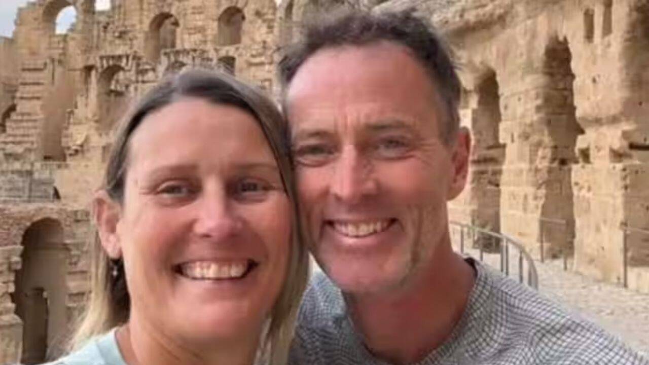 British couple jailed in Iran over spying charges end 3-month hunger strike