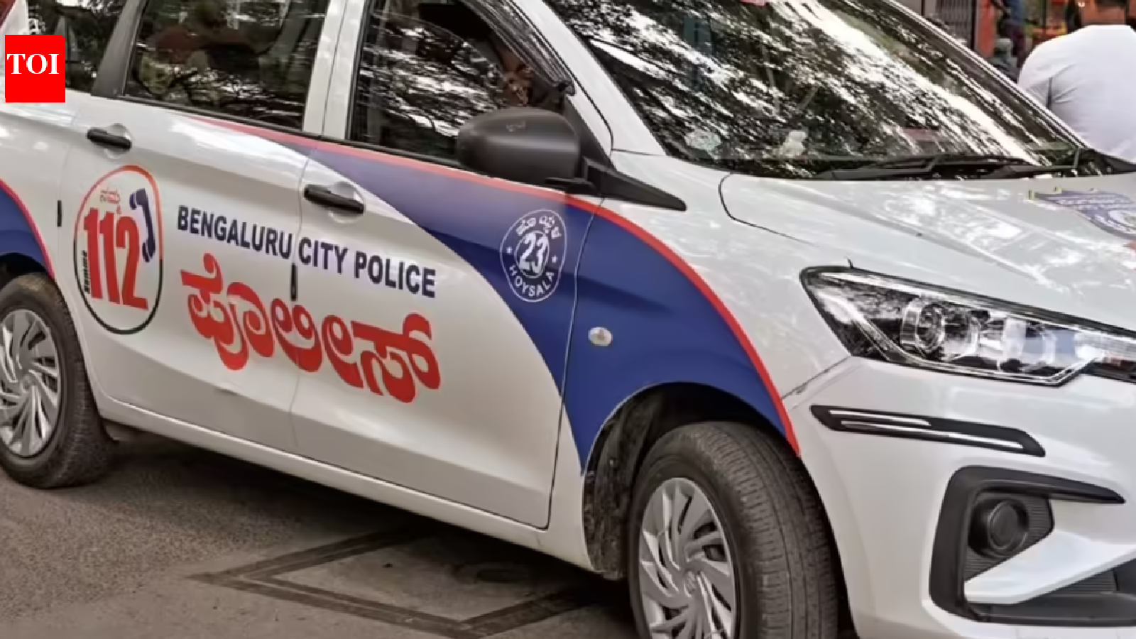 Bengaluru man kills 2 daughters at hotel, attempts suicide; note blames wife