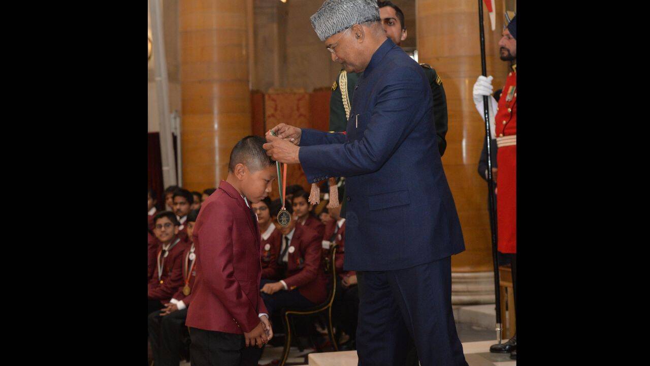 The award at Rashtrapati Bhavan<br>