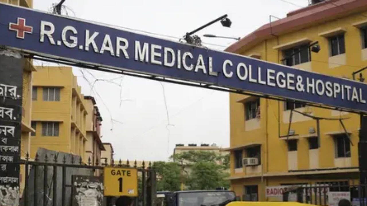RG Kar case: FIR against ex-TMC MLA over ‘hurried’ cremation of rape victim