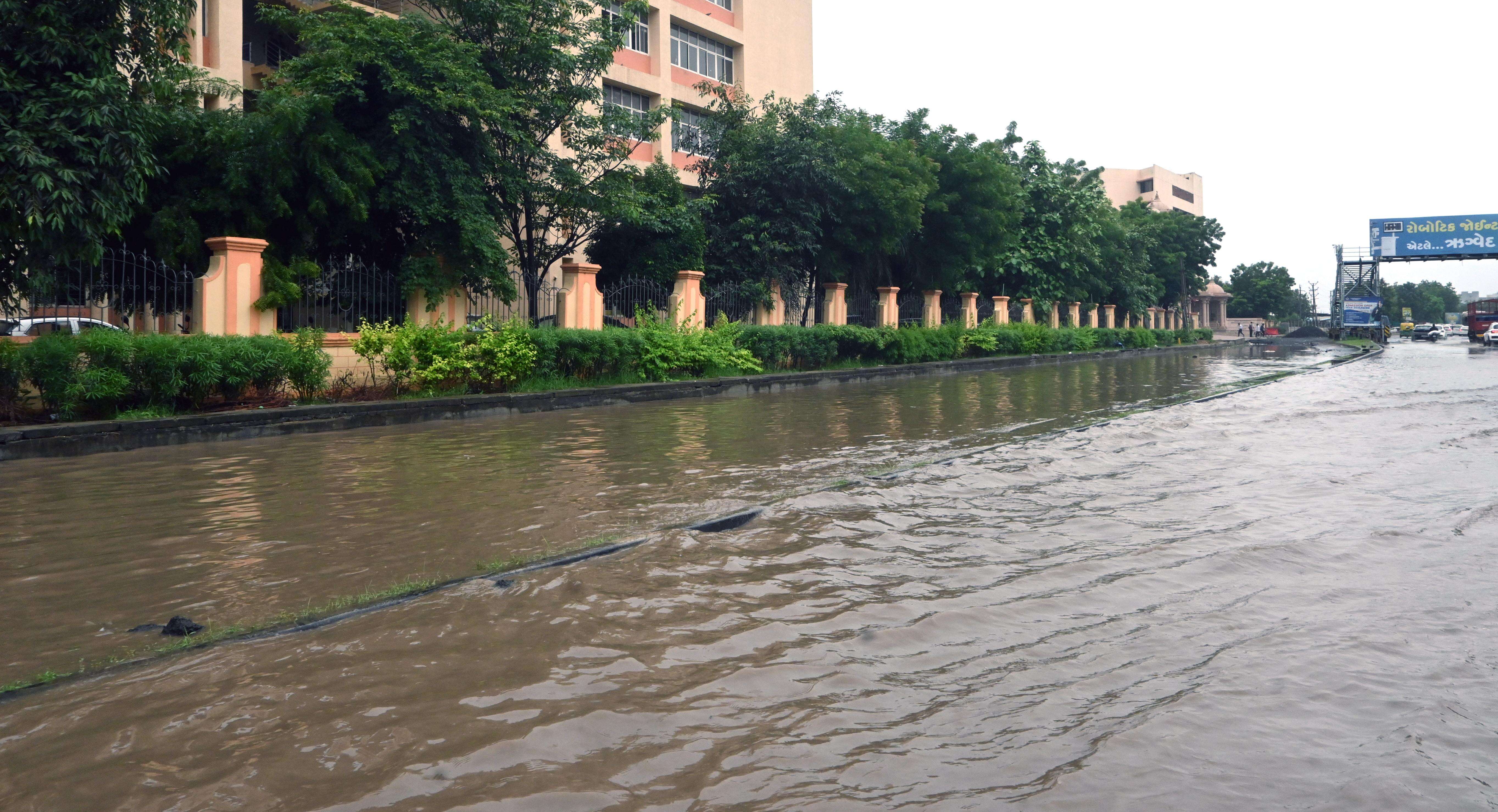Water_Logging_Adalaj_03.jpg