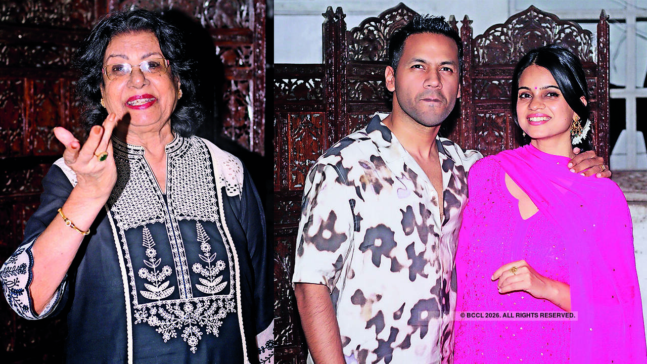 (L) Rachna Srivastava (R) Varun Chauhan and Garima Chauhan