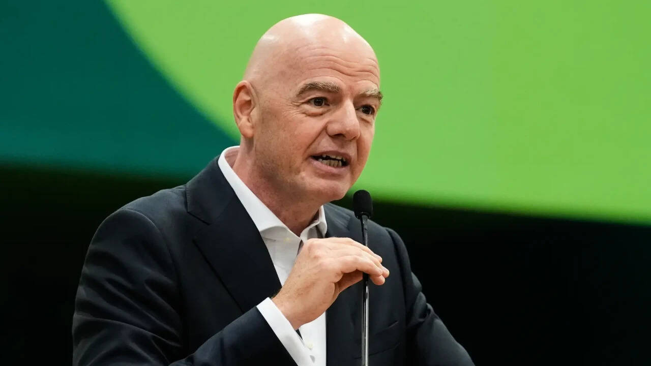 FIFA president offered Mexico switch to CONMEBOL in exchange for vote: Reportt