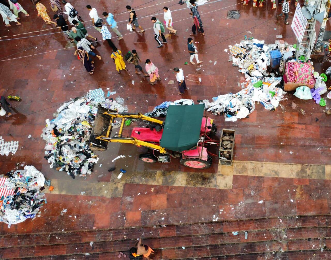 Around 4.8 crore Kanwariyas collected Ganga water from Har-ki-Pauri this year.