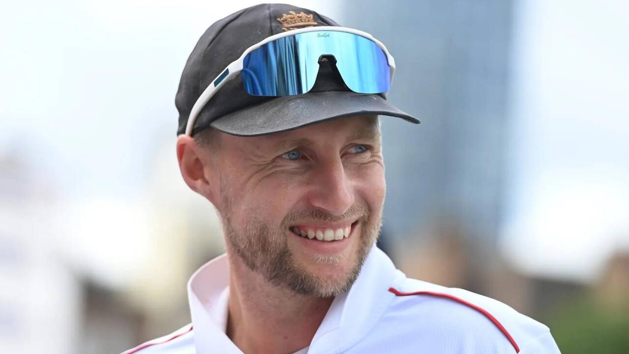No curfew for Pakistan series, Root tells England players to be 'adults'