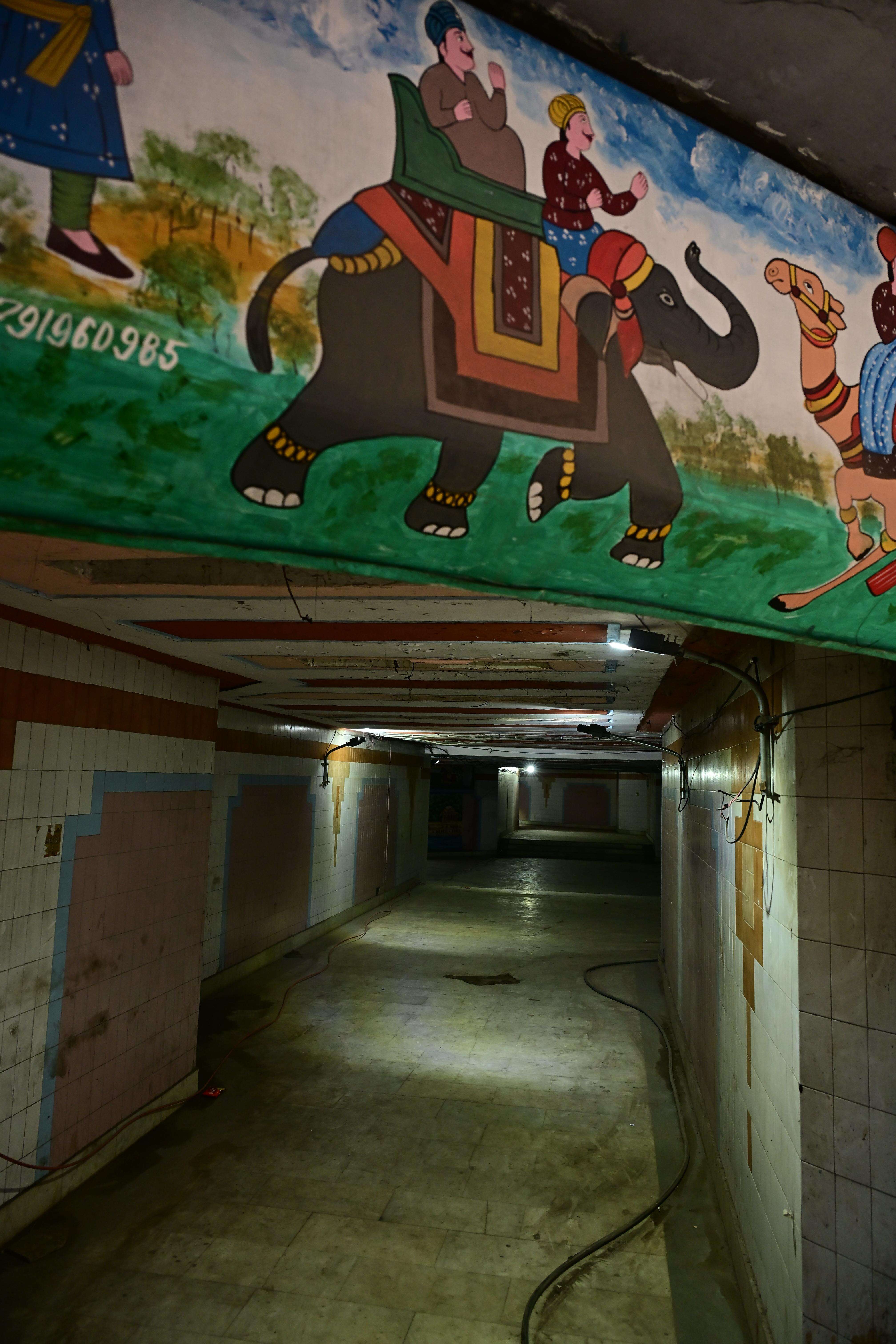 Underpass at Ajmeri Gate (Bhagirath) (5).JPG