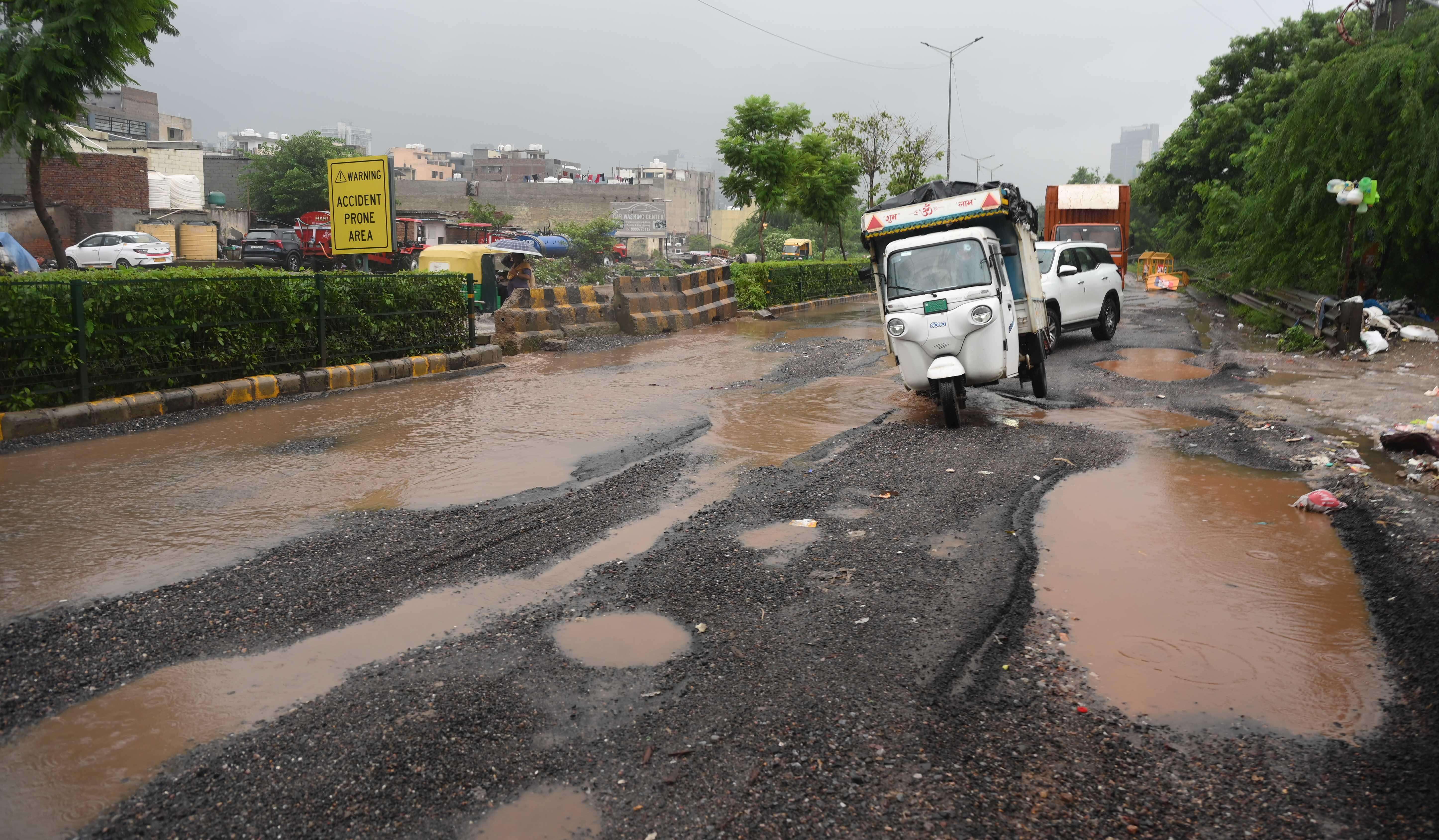 POTHOLES-4.jpg