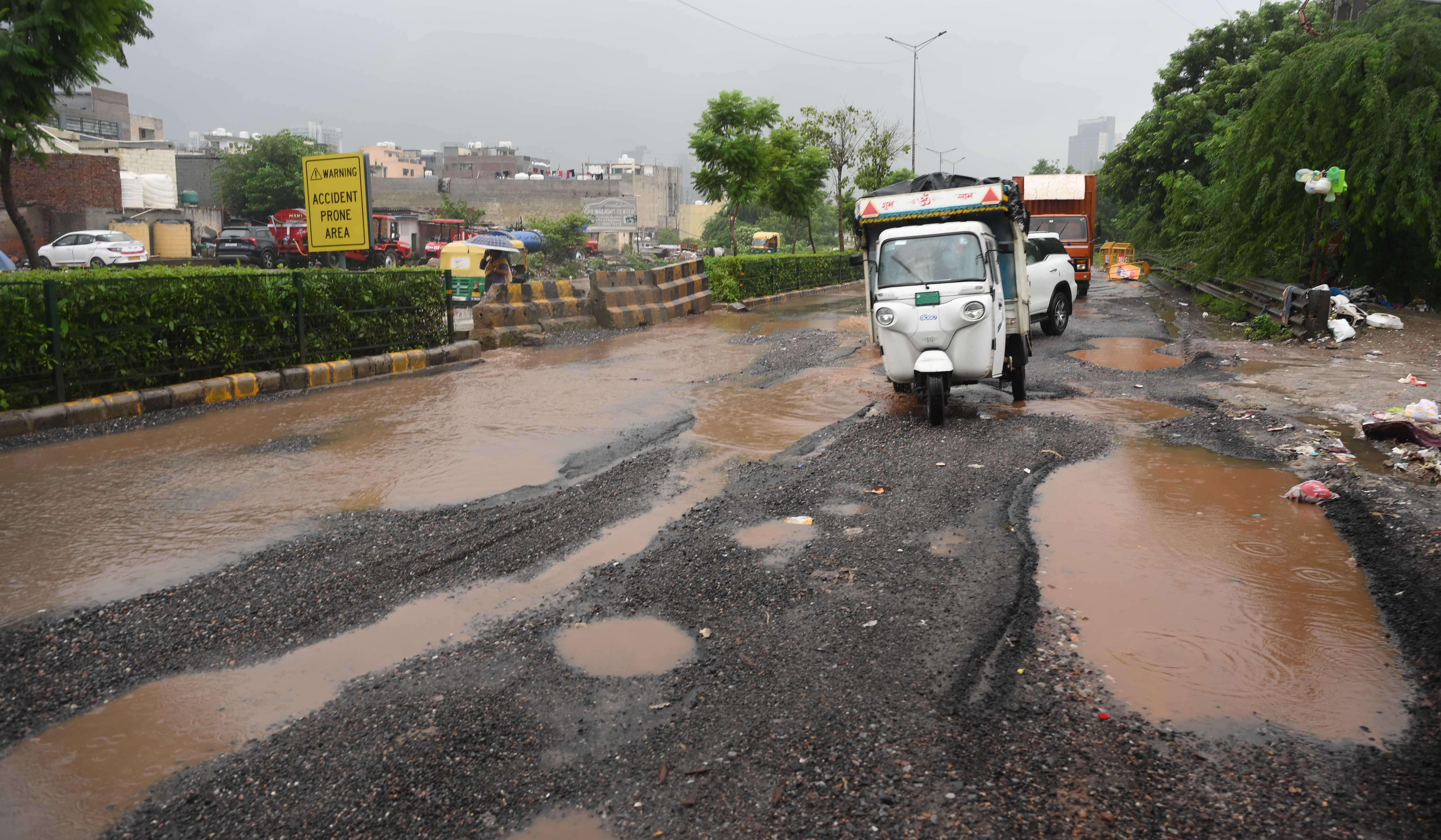 POTHOLES-3.jpg