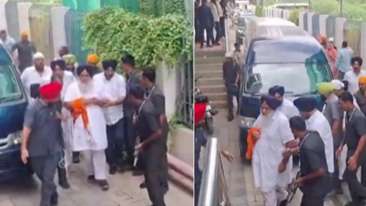 SAD chief attacked: Accused arrested; Maharashtra CM Fadnavis orders probe