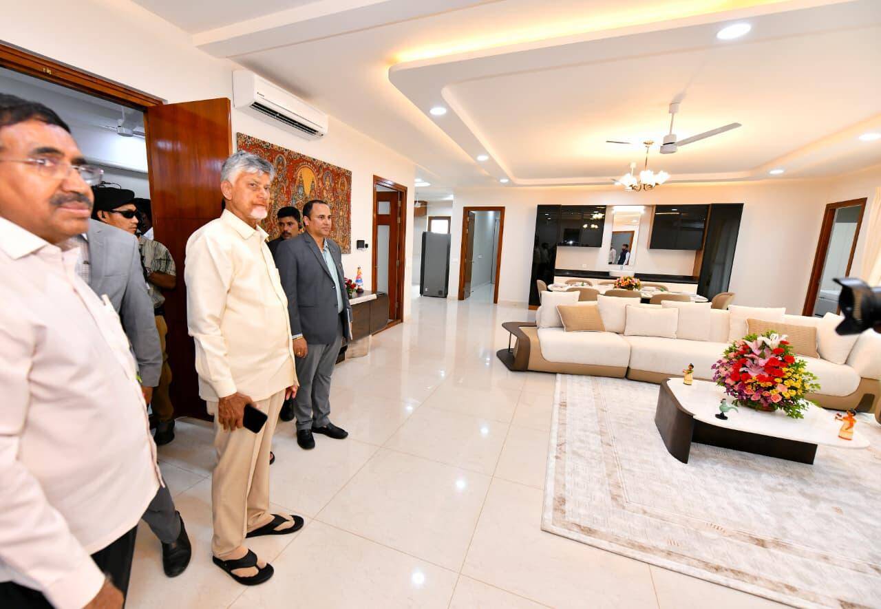 CM Naidu at Amaravati MLA quarters 11.jpg