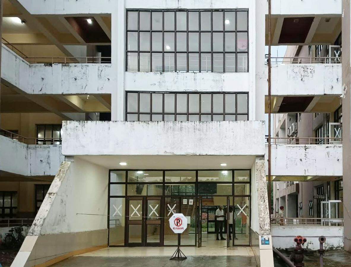 IIT Kharagpur 2nd-year student dies after fall from campus building