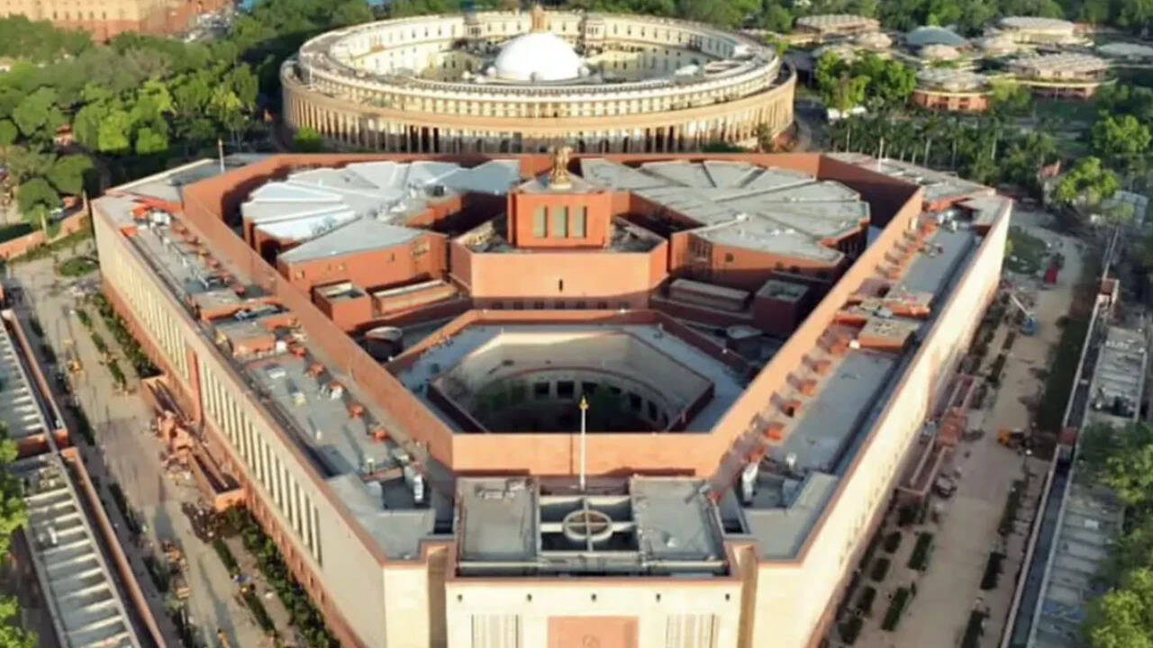 Mines and Minerals Bill Approved, Sparks Federalism Row