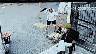 Punjab man beats woman beggar with slipper, kicks her outside temple