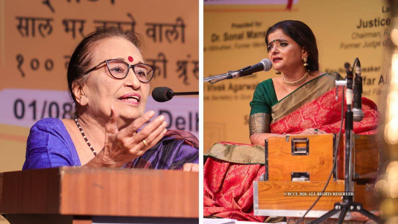 Author and poet Mamta Kalia (L) said, “Rahi gave dignity to the ordinary man. In Aadha Gaon and Os Ki Boond, he wrote about the pain that history books forgot”; Noopur Sidhu Narayan (R ) brought Raza’s words to life through renditions of Chand Akela Jaye Sakhi Ri and Aai Ritu Sawan Ki