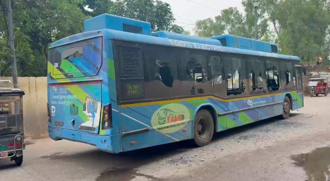 12-year-old girl dies after DTC electric bus hits scooter in East Delhi