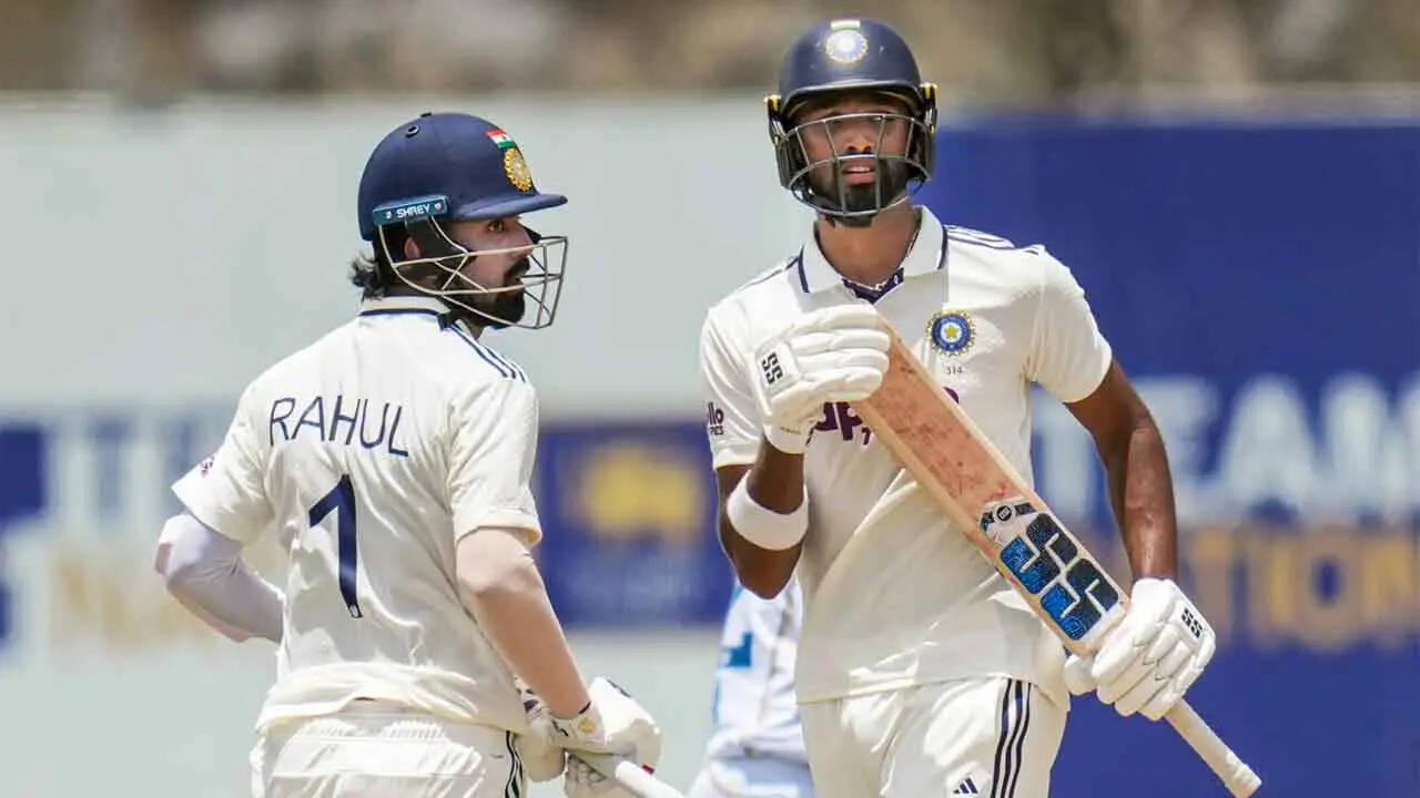 IND vs SL Live: KL Rahul and Devdutt Padikkal steady India innings