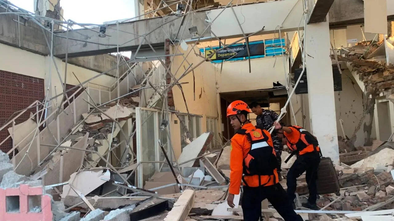 Indonesia earthquake: At least 38 killed, buildings collapse as aftershocks rattle region