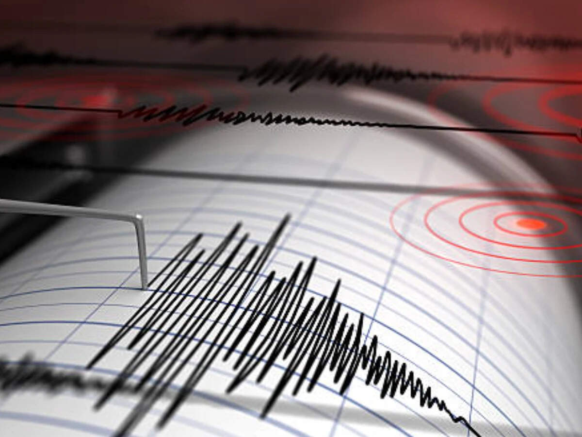 Another strong earthquake strikes Indonesia after 7.7 magnitude quake