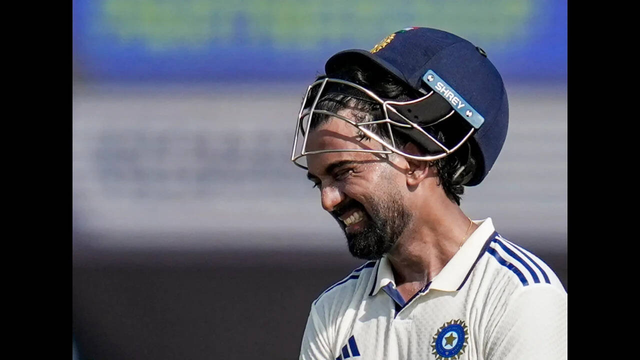 KL Rahul injury scare? India coach gives big update after batter retires hurt