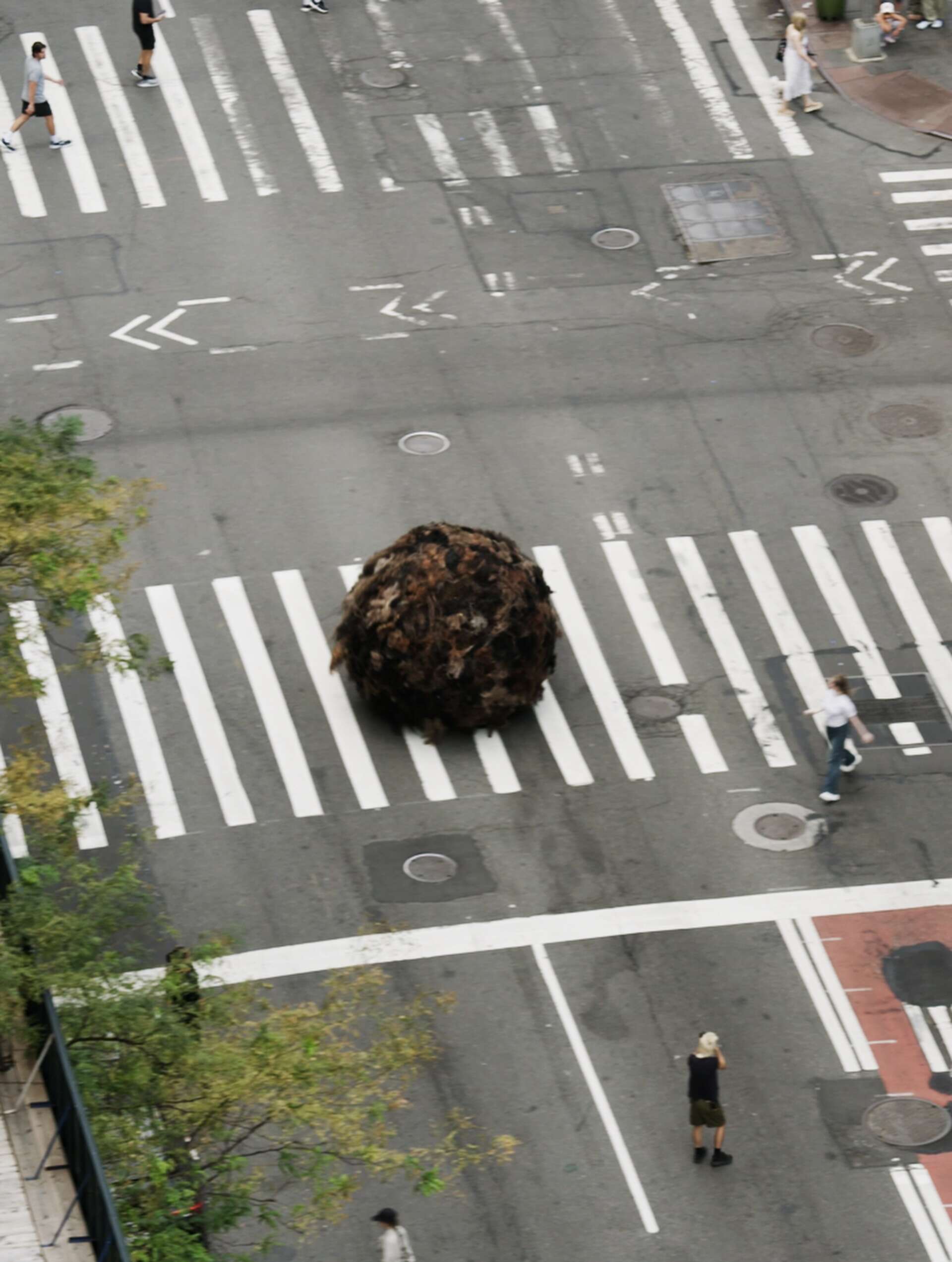 Instagram/ @uncommon.creative.studio Giant hairball in NYC