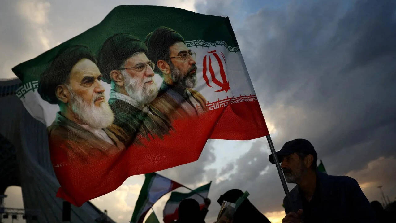 Iran moves to criminalise interviews with US, Israeli media