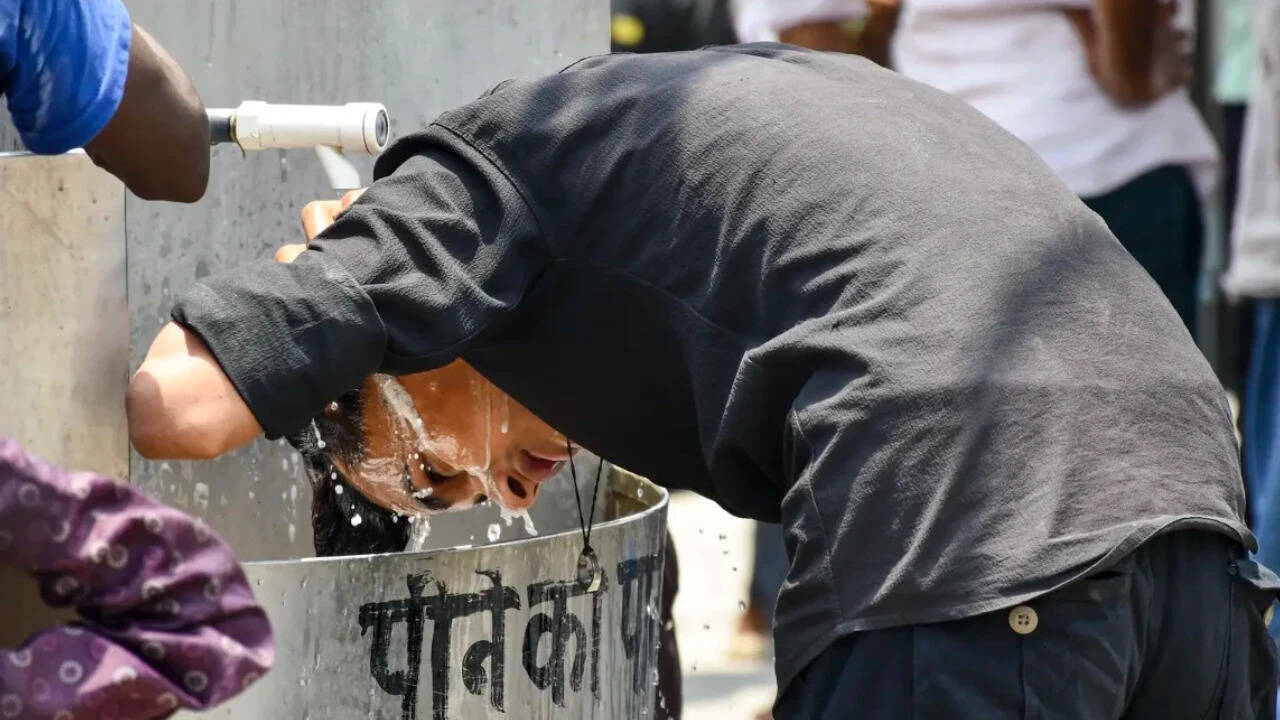 Railways orders 'Tank to Tap' filters after CAG flags E. coli in station water