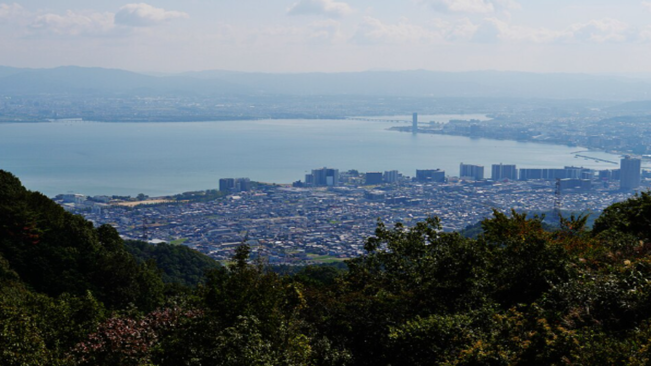 Otsu, Shiga Prefecture, Japan. Image credits: Wikimedia Commons