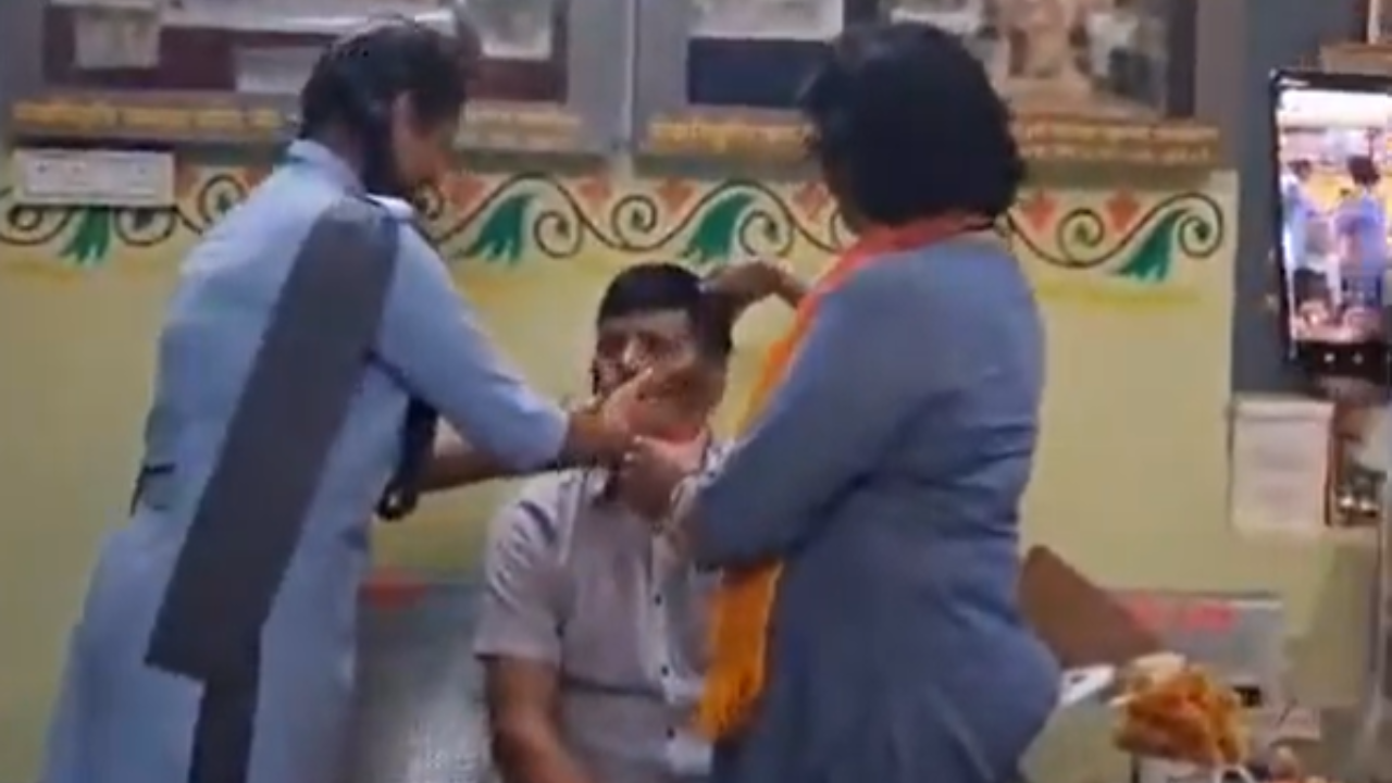 Rajasthan schoolgirls ink principal’s face after molestation allegations