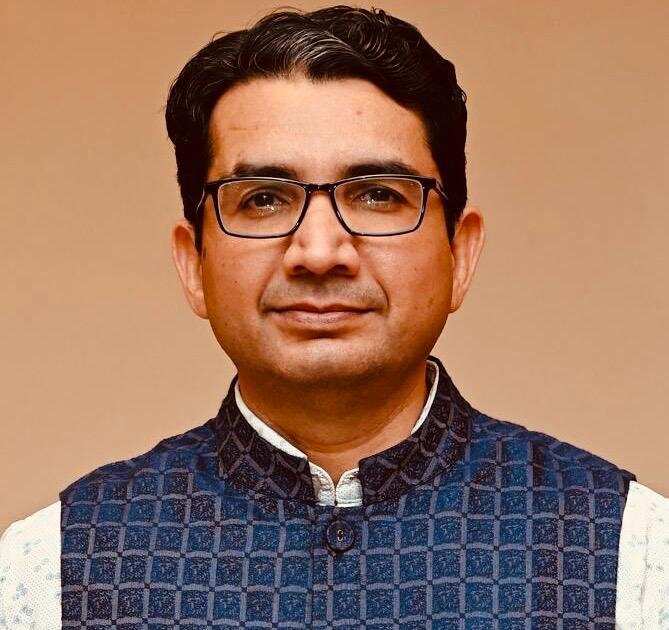 Dr Ravi Yadav.jpg