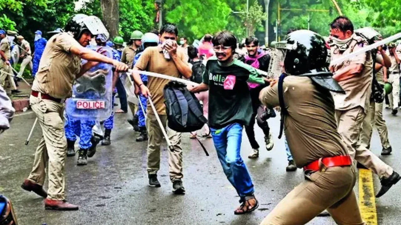 NEET protests: SC sets up 5-member panel to probe excessive use of force by cops