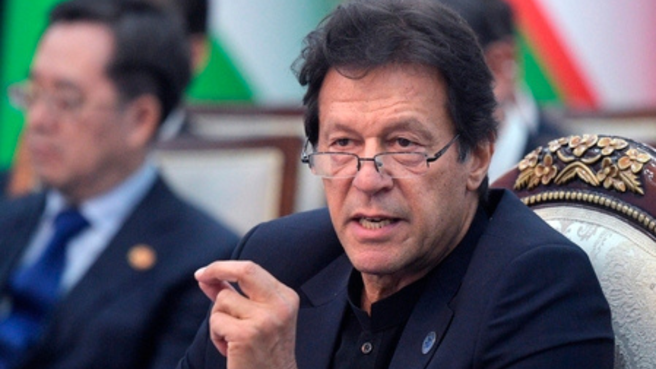 Ex-Pak PM Imran Khan returns to jail after medical examination at Islamabad hospital