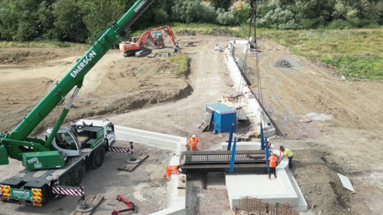 An English town installed a bridge whose deck contains 140 recycled plastic bottles