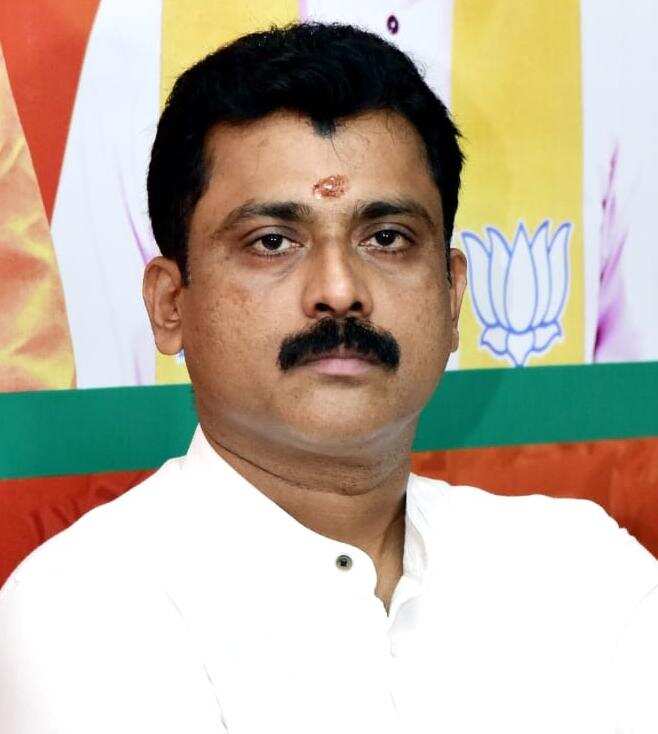 MLC Kishore Kumar Puttur criticizes gun licence renewal curbs, threatens agitation
