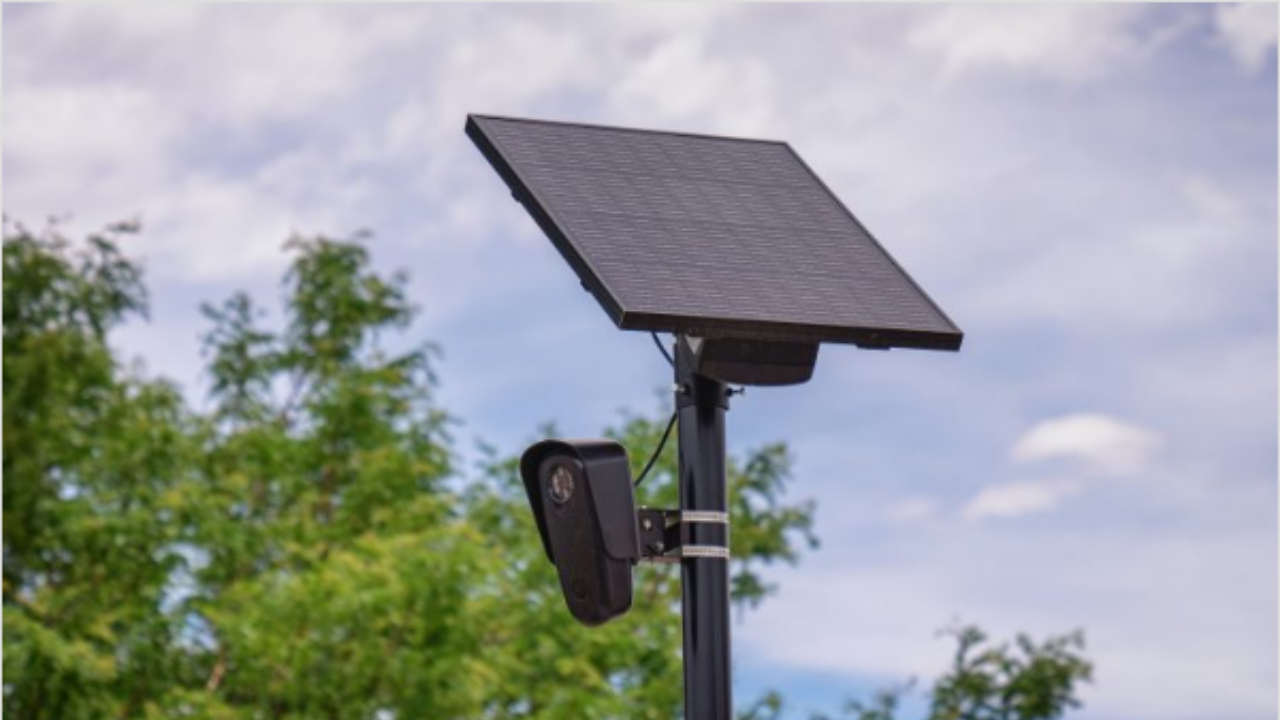 Texas police sergeant accused of using Flock cameras to stalk female coworker; he surrendered...