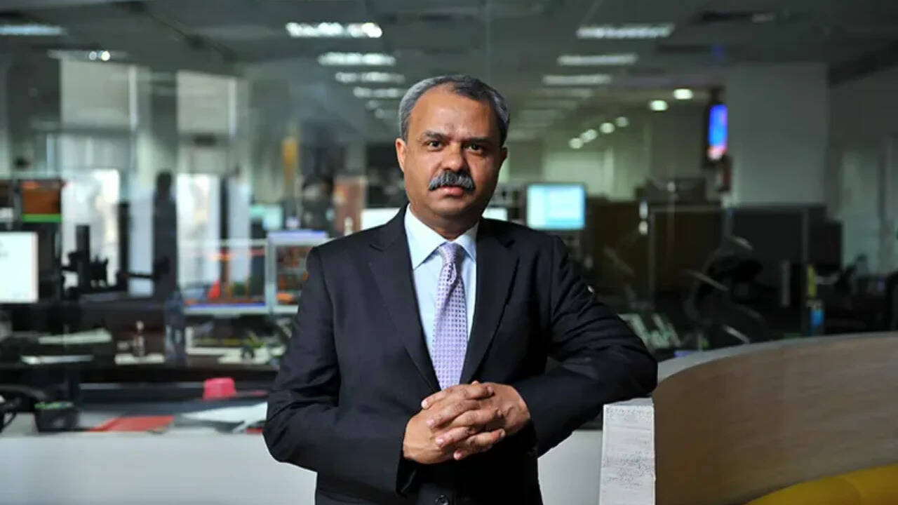 Weakness in currency can create negative loop: HSBC