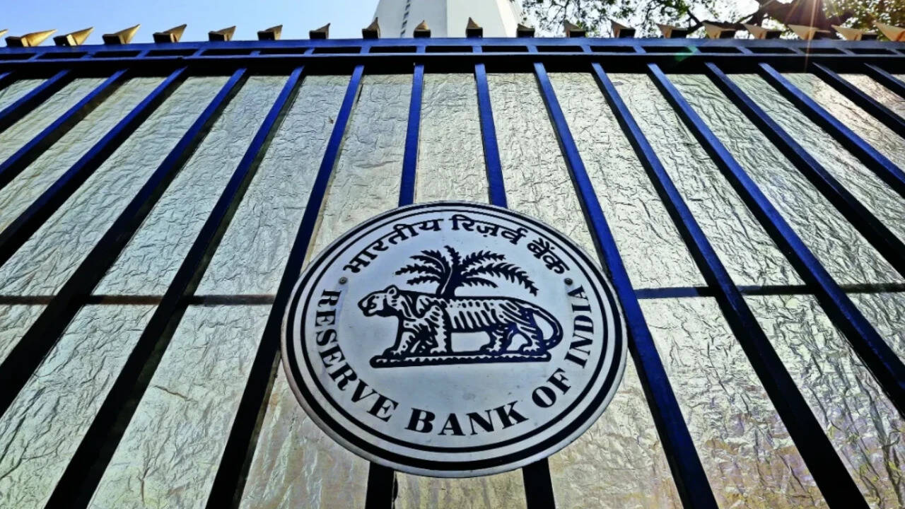 Syed Akbaruddin, Annie George Mathew, Janmejaya Kumar Sinha on RBI board