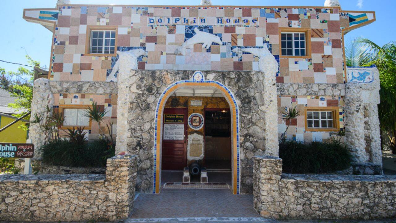In 1993, a Bahamas artist turned his home into a giant dolphin-themed museum