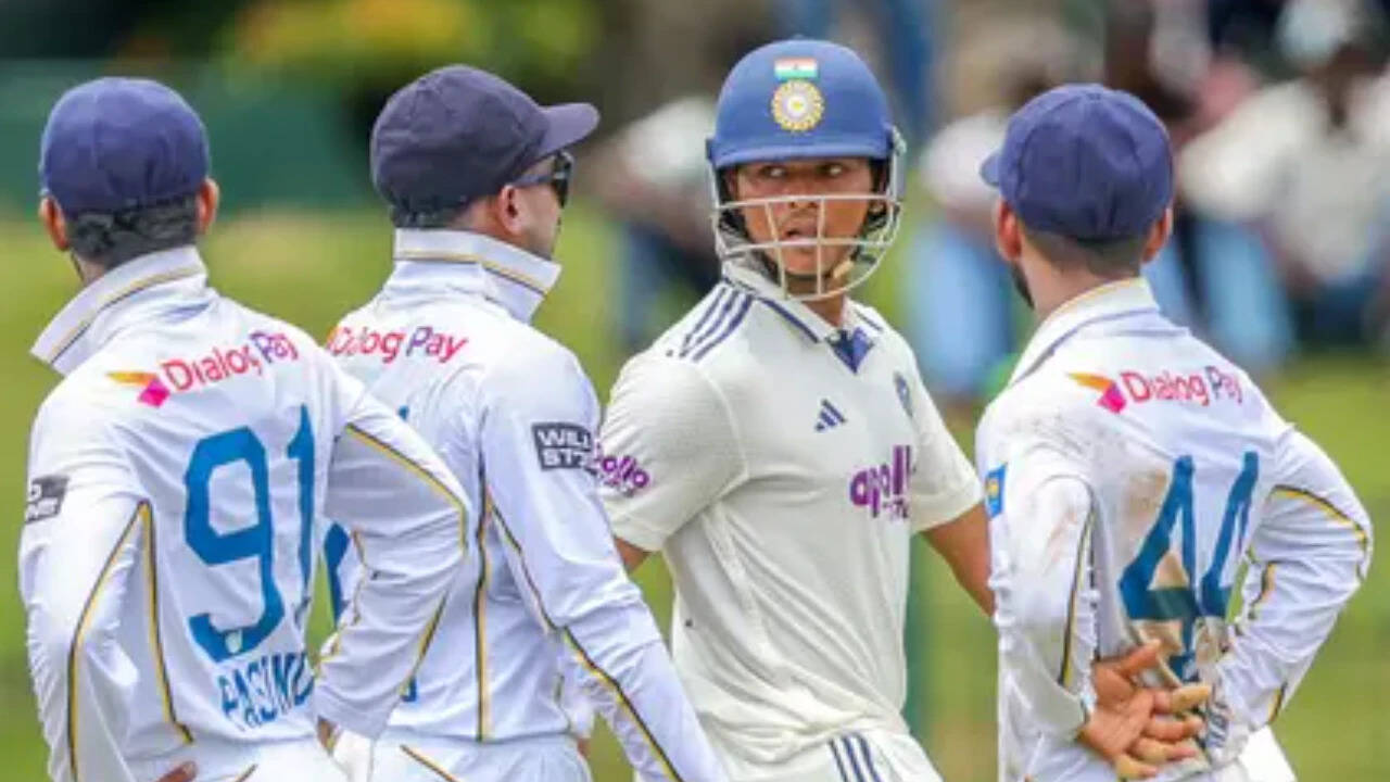Yashasvi Jaiswal, Asitha Fernando fined 25% match fee for Colombo Test altercation